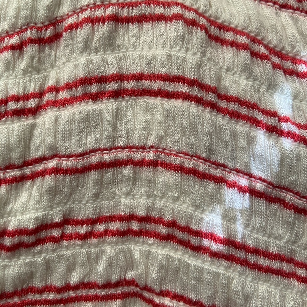 Cropped Tank Top - Picture 3 of 3